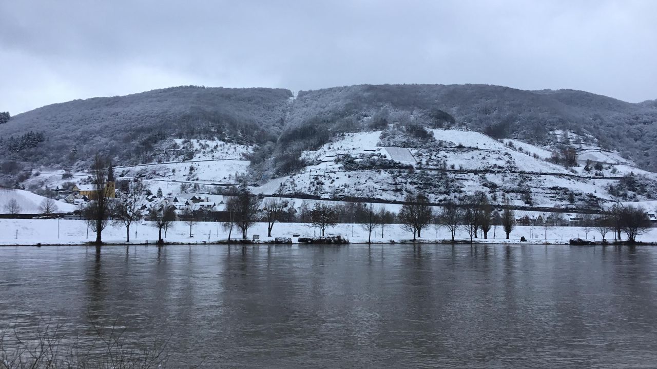 5CED6785-CAF6-4B44-9962-E0758AACB046 5CED6785-CAF6-4B44-9962-E0758AACB046